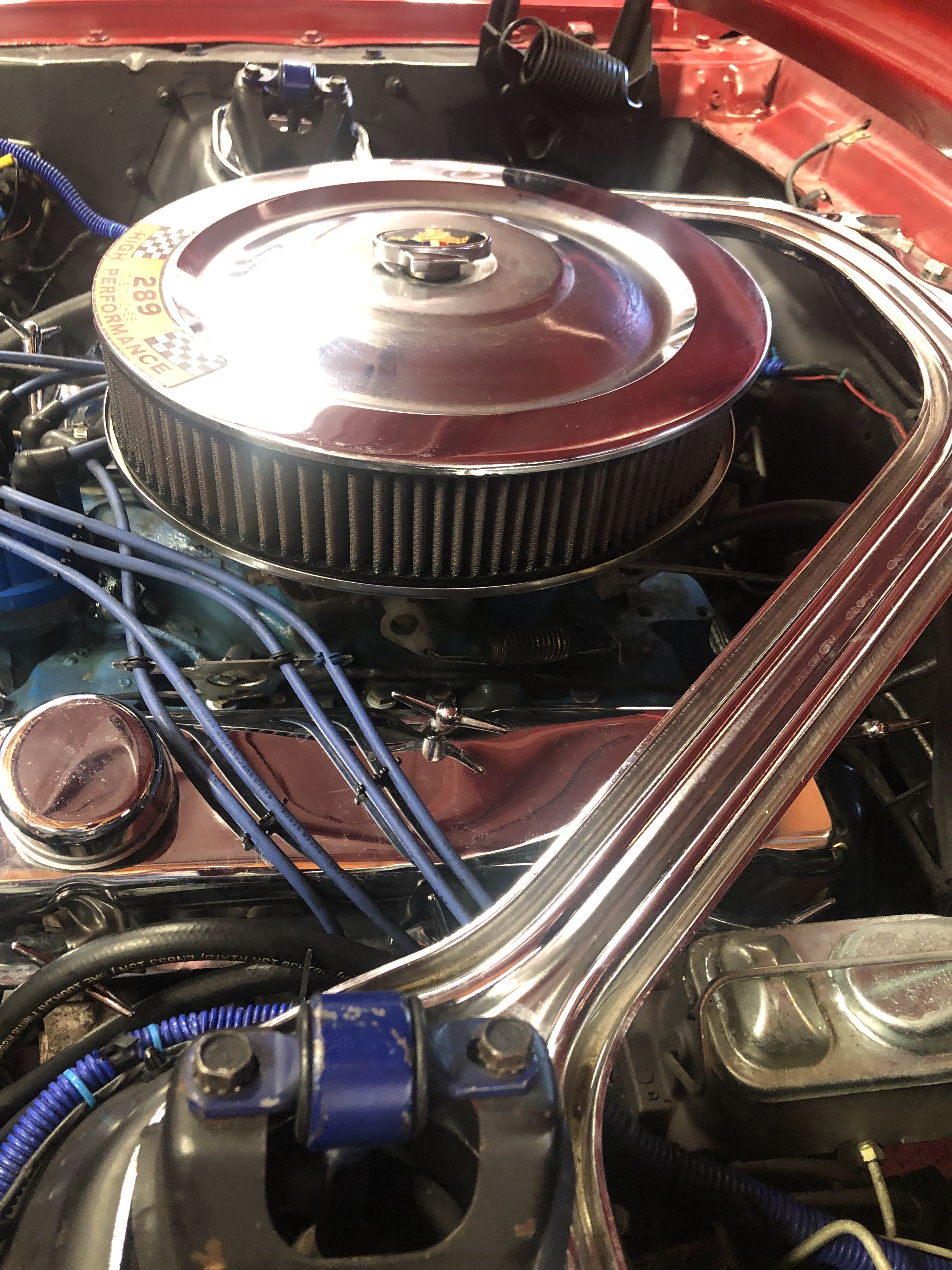 289 High Performance air cleaner in the engine bay