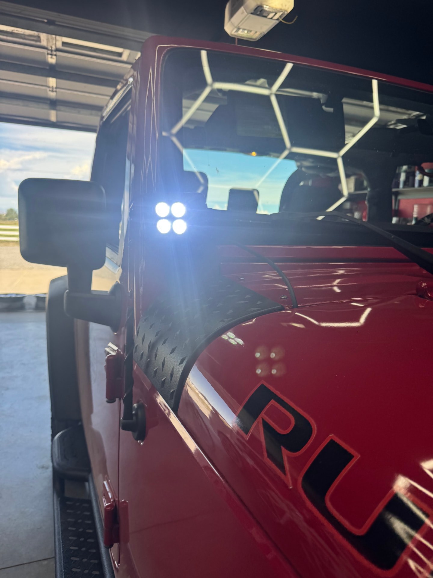 A-pillar ditch lights wired and illuminated on Skadi
