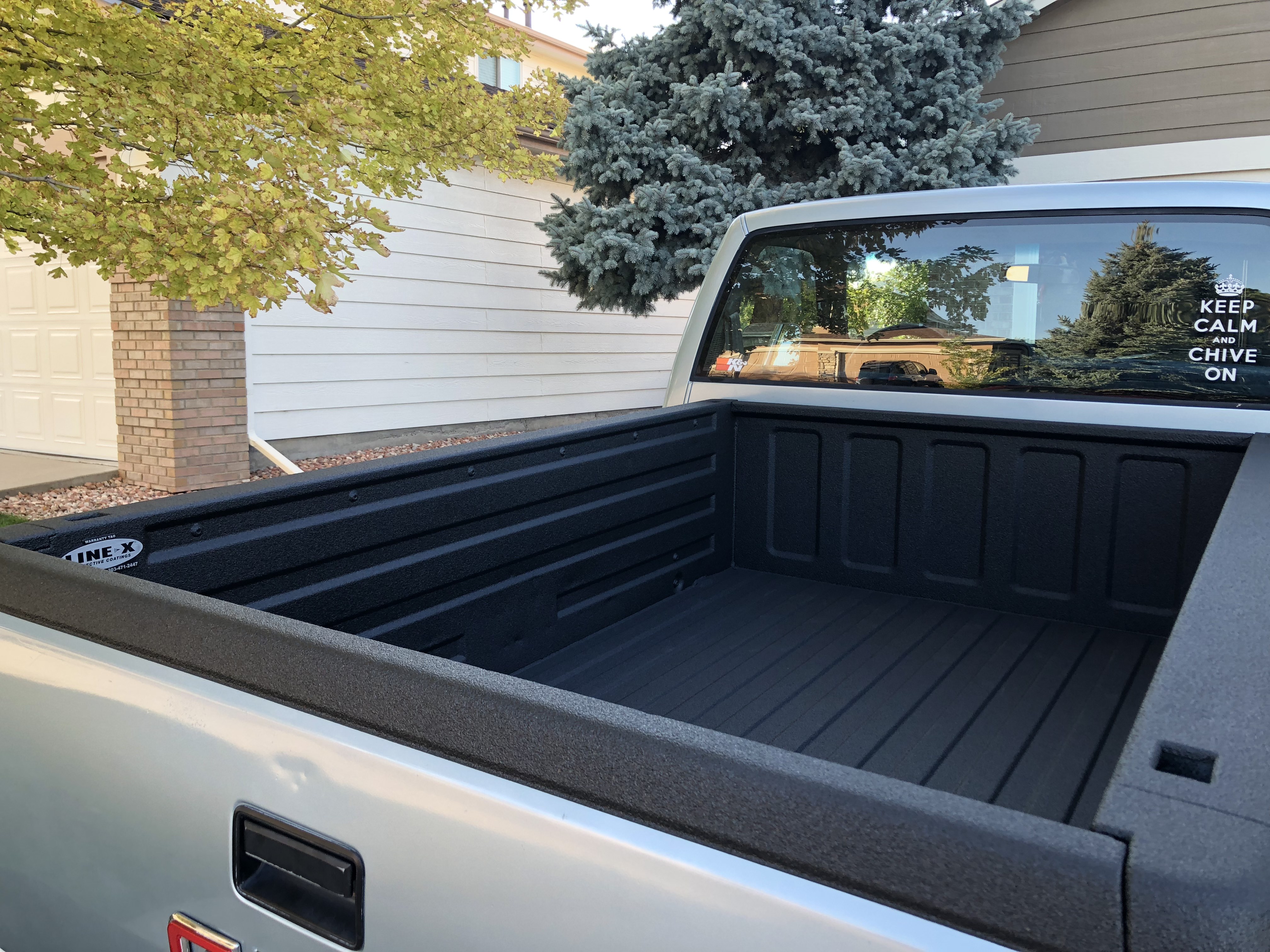 GMC Sierra Stepside detail photograph
